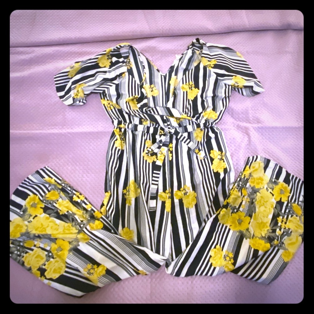 Silky Romper V-Neck